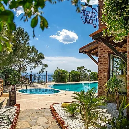 Papazlikhan Otel Altınoluk